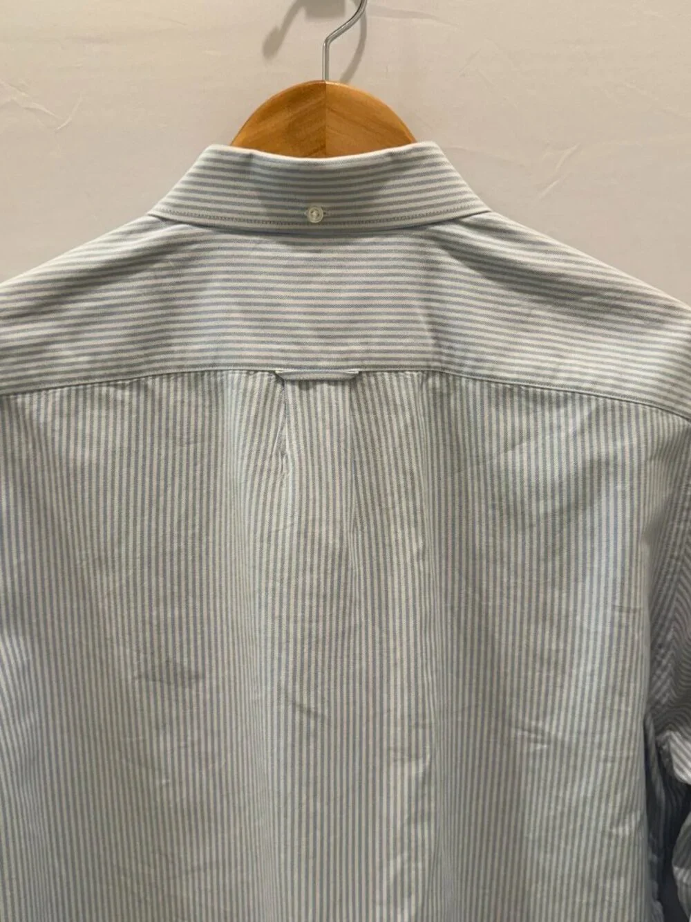 J Crew Oxford Shirt Mens Large Blue White Striped Long Sleeve Button Down Cotton